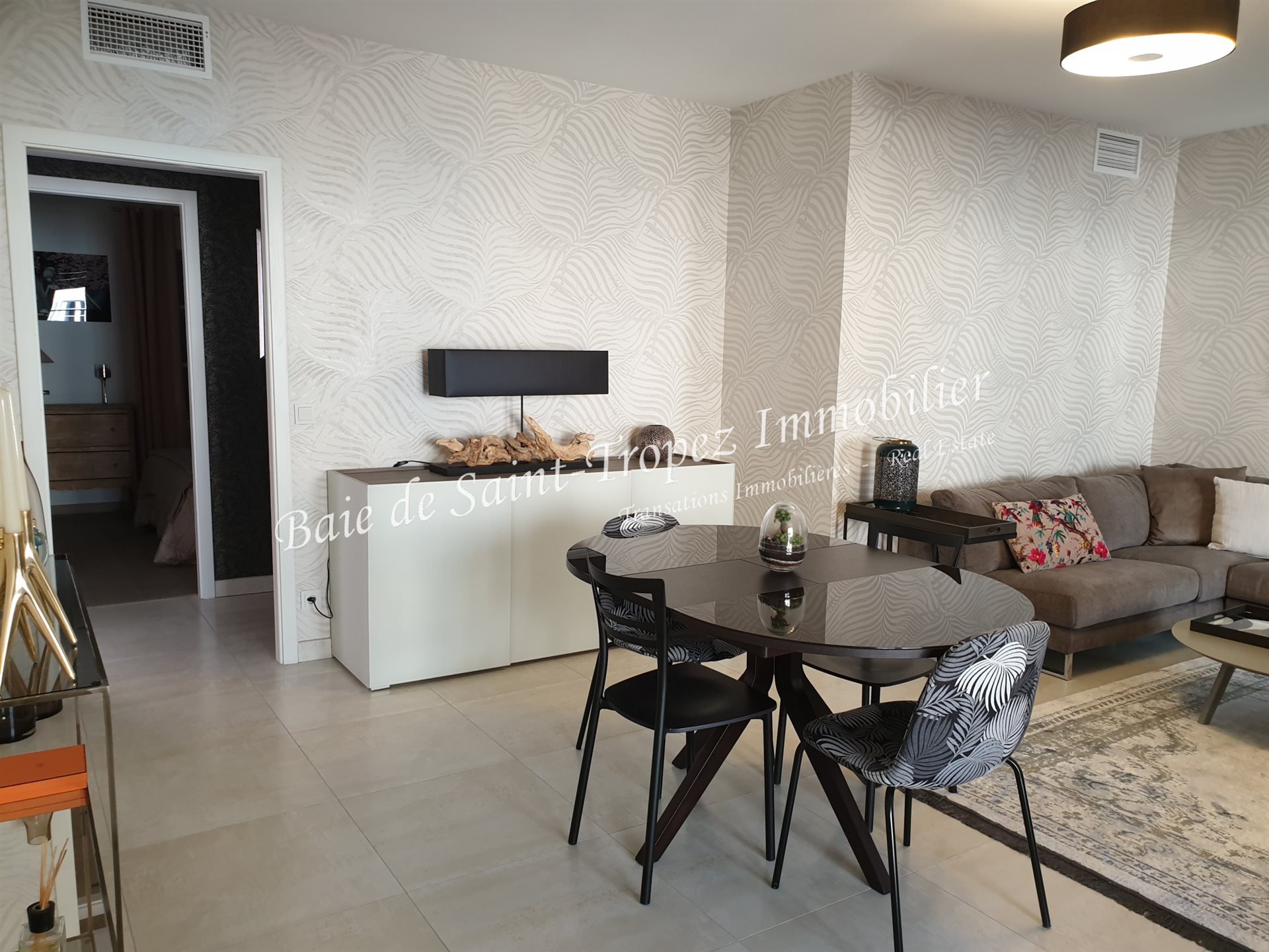 Luxurious 92 m² apartment with 15 m² terrace in the heart of Saint-Tropez - Ansicht 6