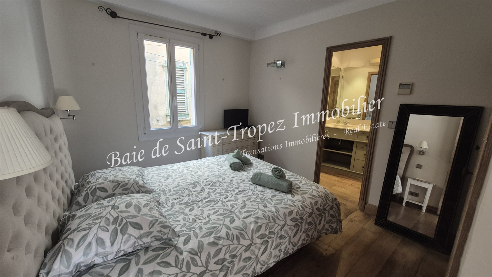 Beautiful apartment with terrace in the heart of the village - Ansicht 6