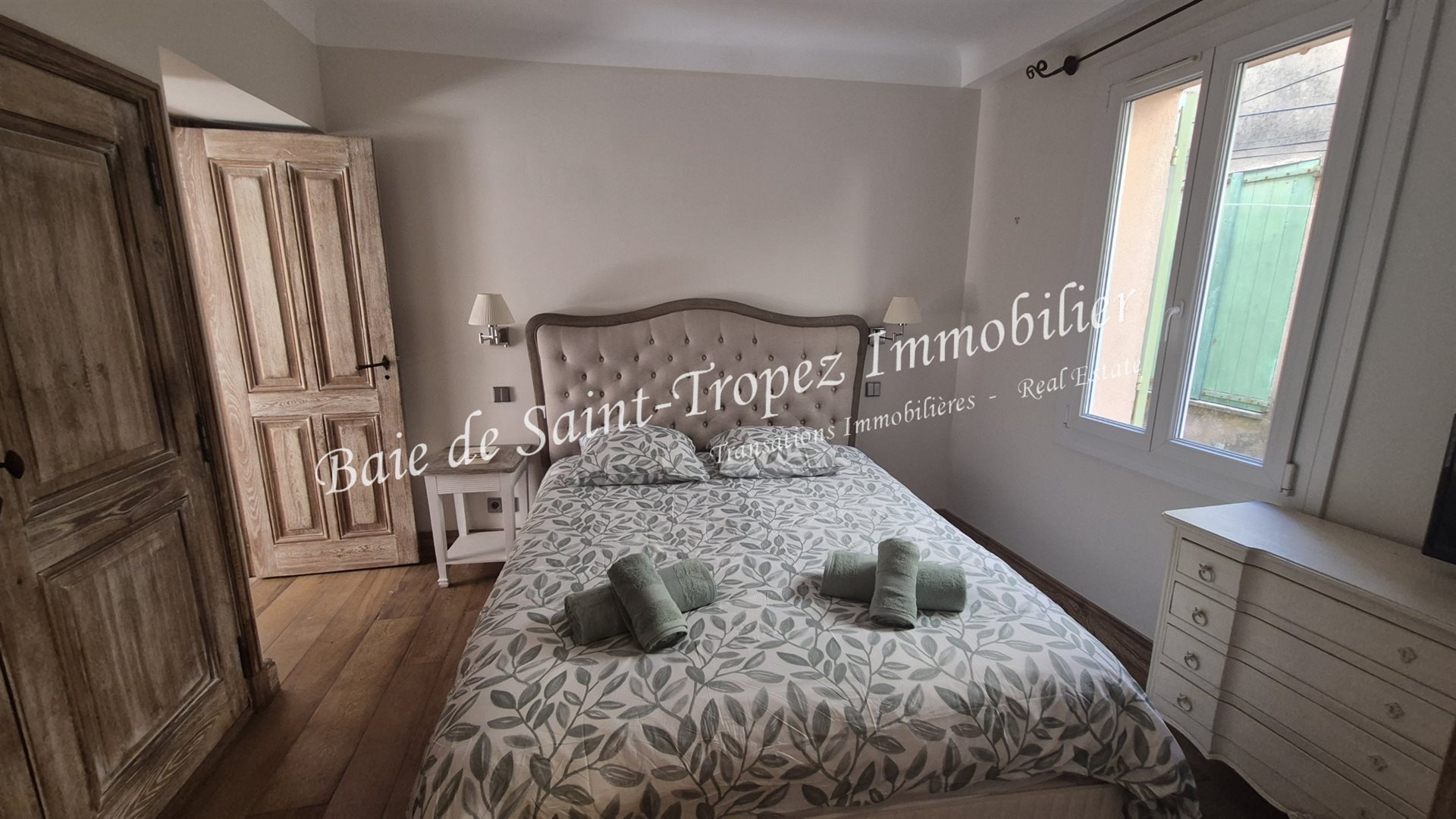 Beautiful apartment with terrace in the heart of the village - Mehr