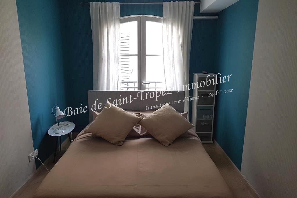 Superb apartment with terrace in the city center - Mehr