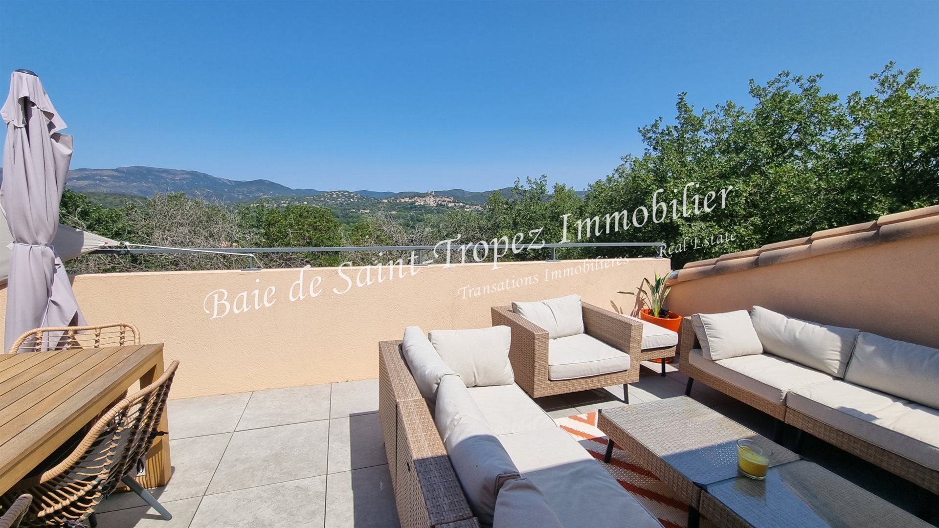 Appartement à vendre, 77m², Cogolin