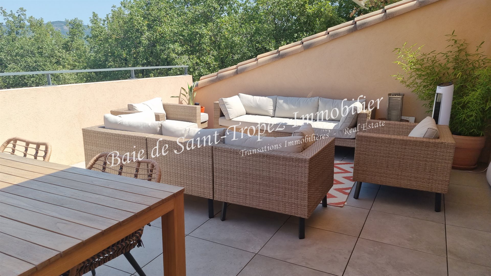 Appartement à vendre, 77m², Cogolin