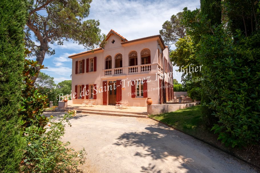 Maison à vendre, 330m², Saint-Tropez