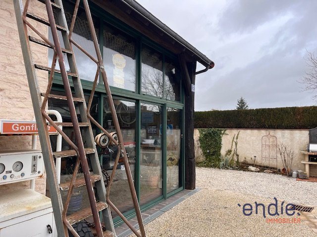 Maison à vendre, 146m², Thivars