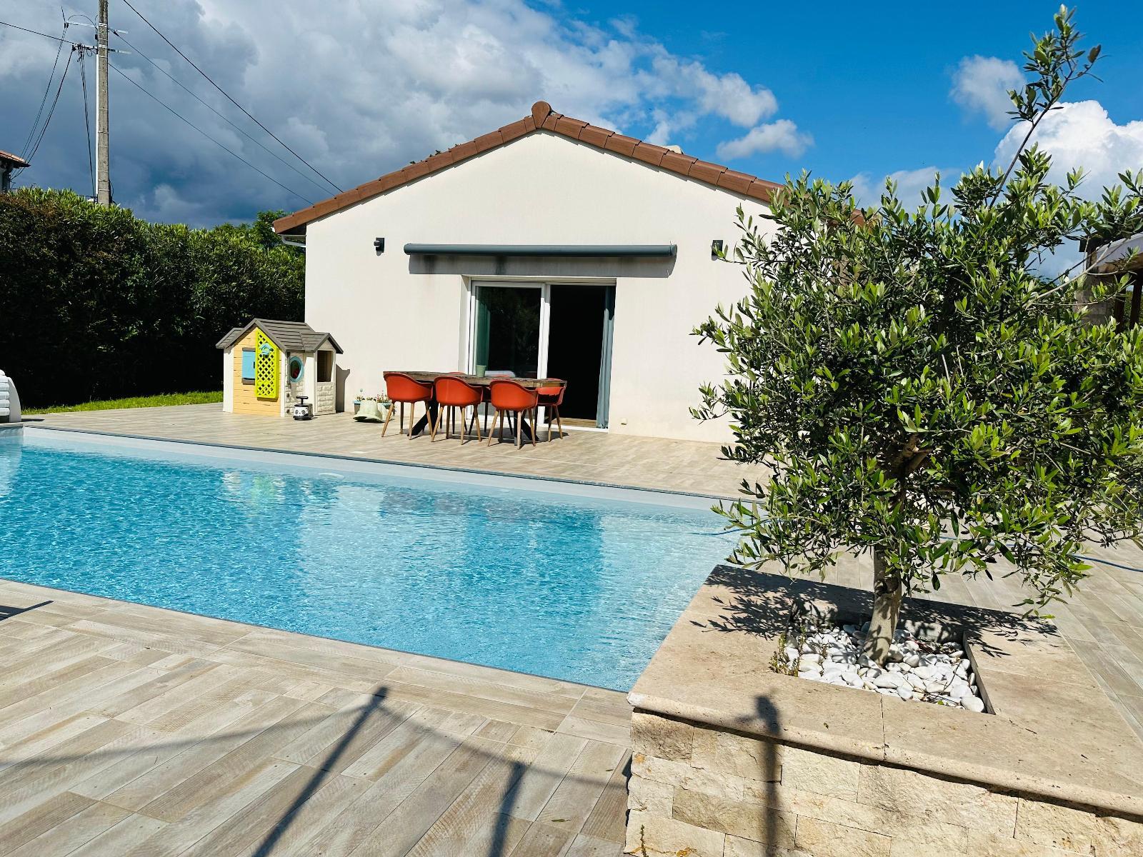 Maison à vendre, 134m², Saint-Etienne-de-Fontbellon