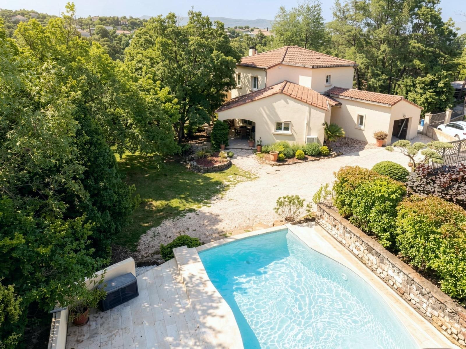 Maison à vendre, 160m², Aubenas