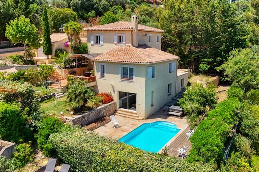 Maison 9 pièces 223 m² · à Toulon · 223 m² · 840 000 €
