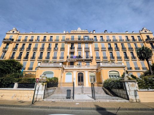 Appartement 3 pièces 55 m² · à Hyères · 55 m² · 265 000 €
