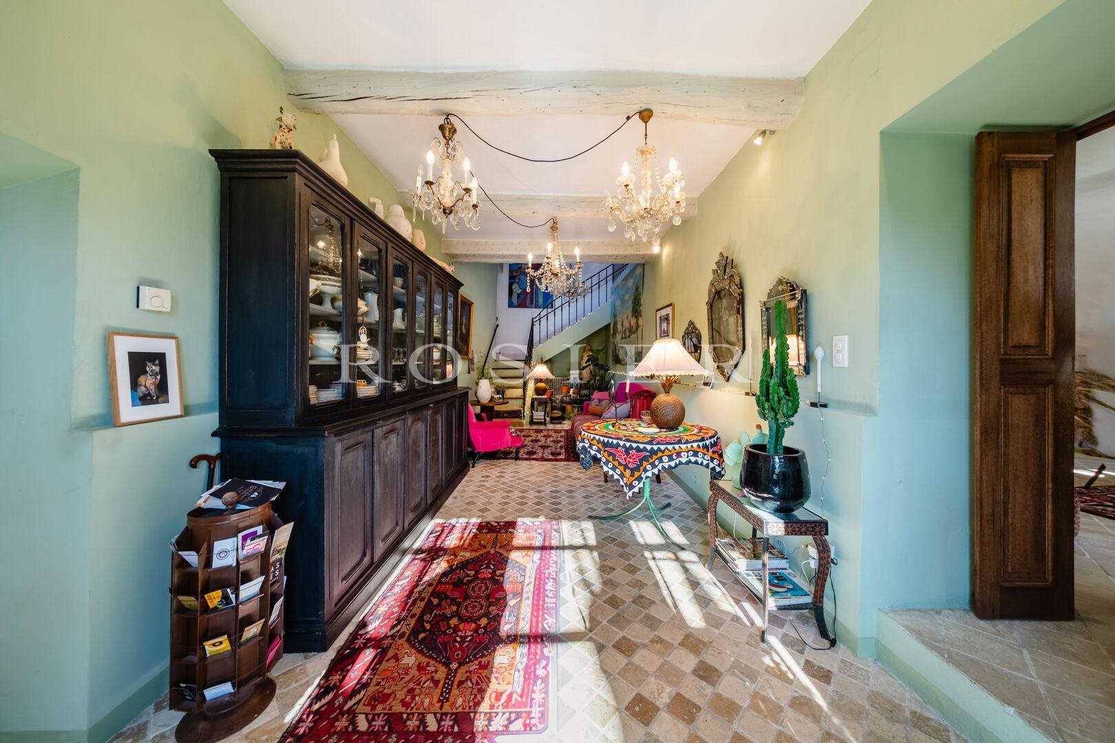 Maison à vendre, 260m², Cabrières-d'Avignon