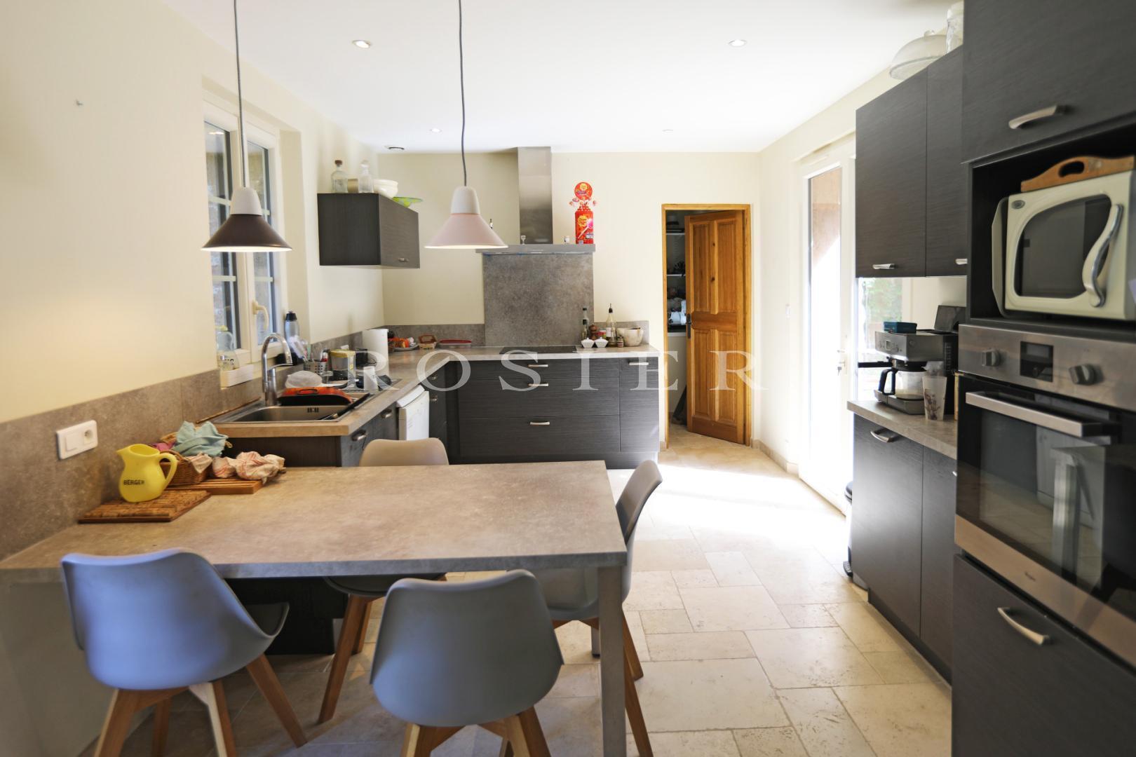 Maison à vendre, 517m², Saint-Saturnin-lès-Apt
