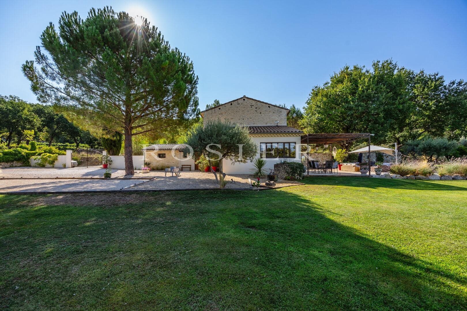 Maison à vendre, 150m², La Roque-sur-Pernes