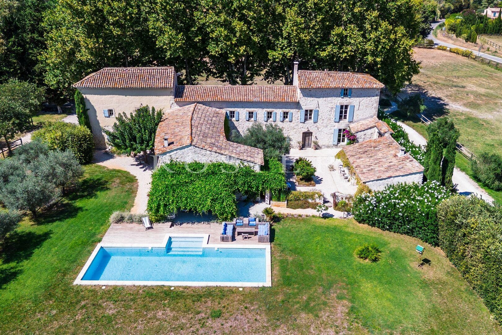 Maison à vendre, 300m², Le Thor