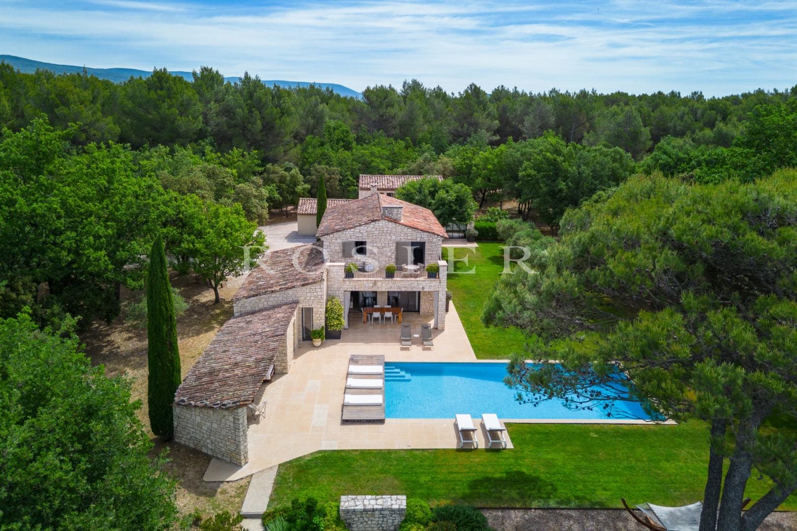 Maison à vendre, 295m², Saint-Saturnin-lès-Apt