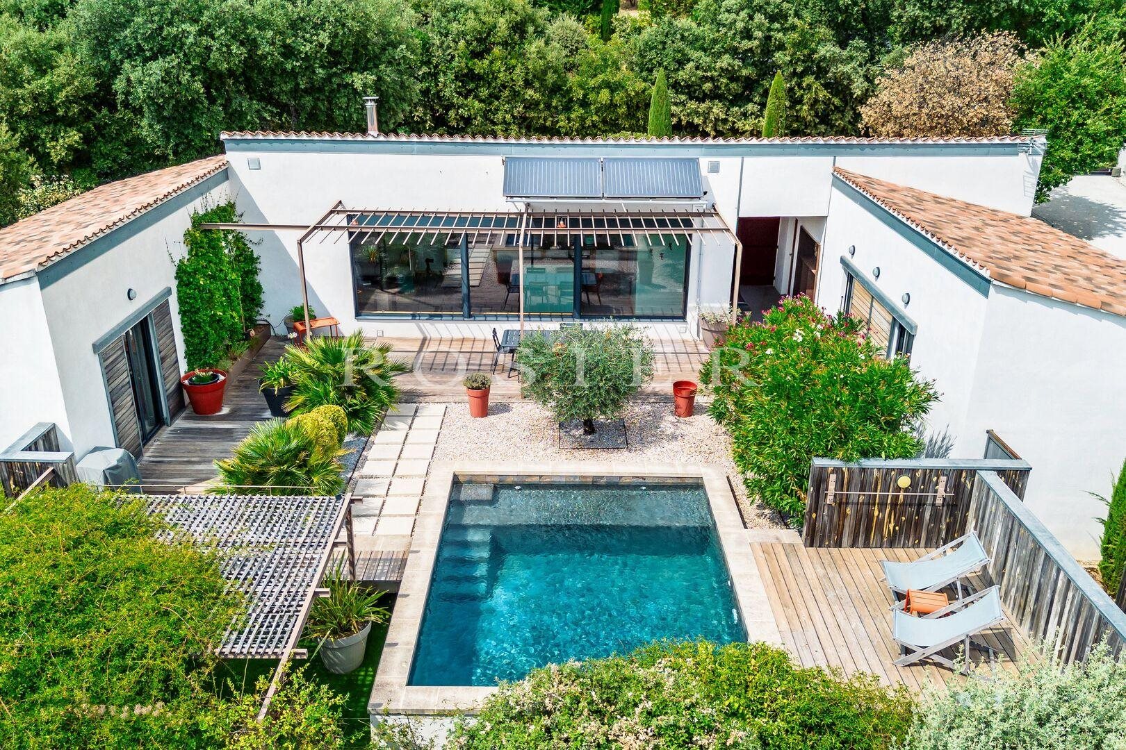 Maison à vendre, 98m², Saint-Saturnin-lès-Apt
