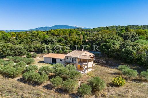 Maison 7 pièces 202 m² · à Saint-Pierre-de-Vassols · 202 m² · 1 300 000 €
