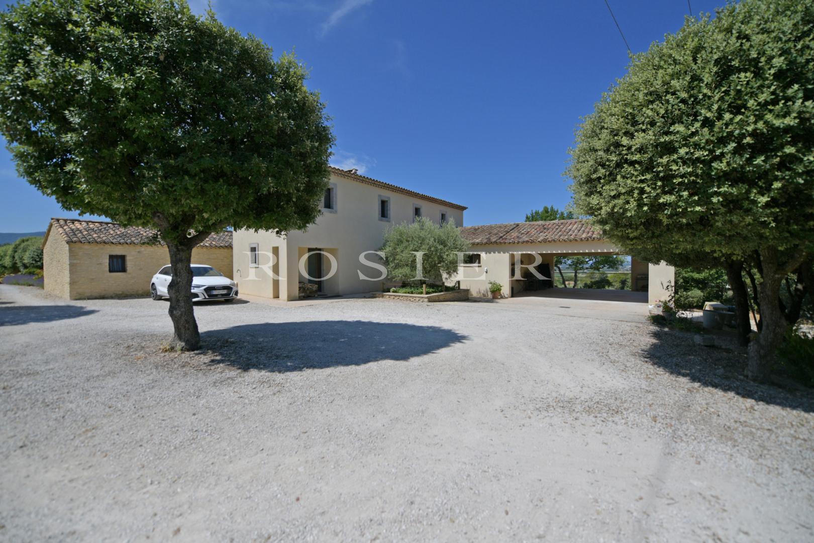 Maison à vendre, 260m², Beaumettes