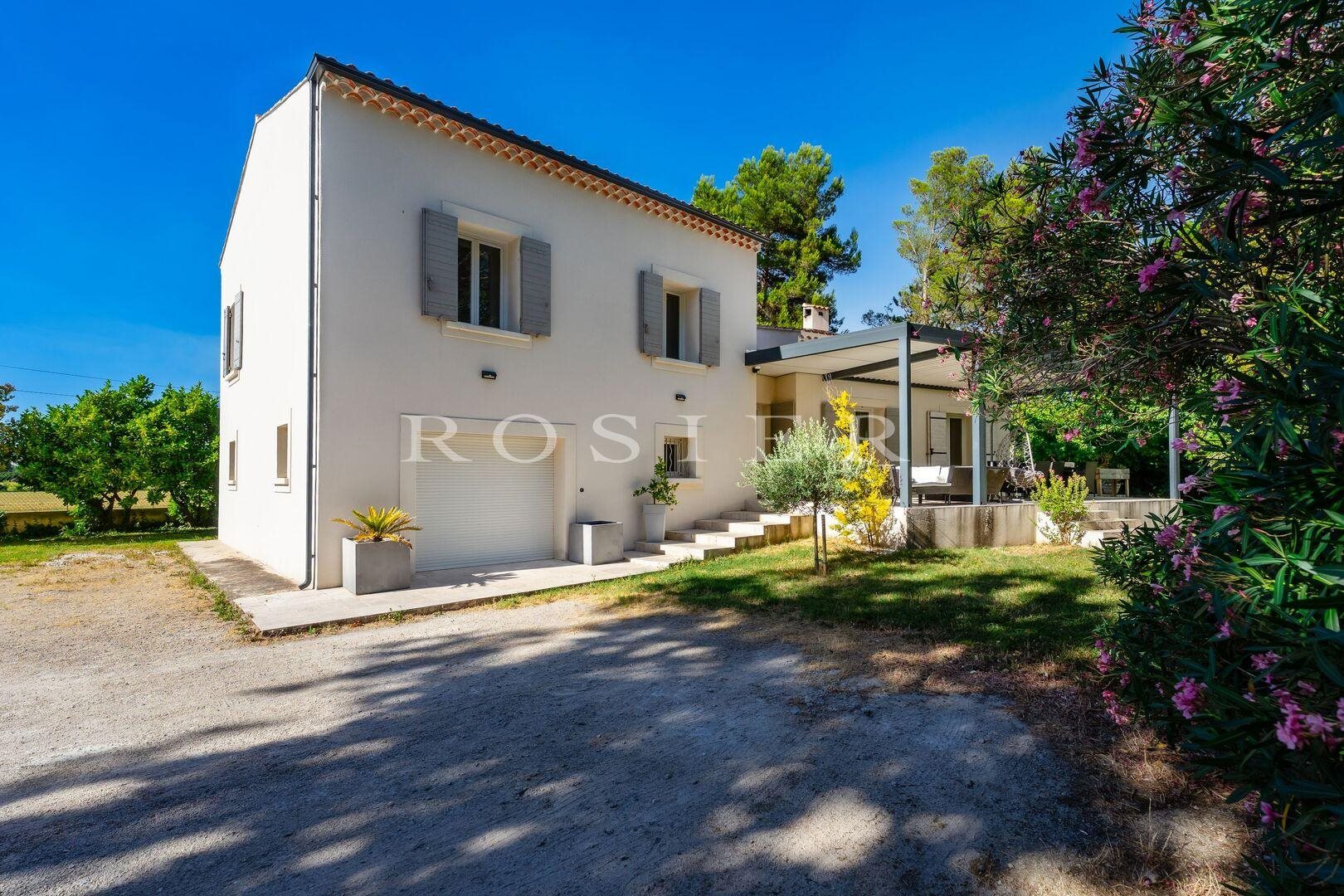 Maison à vendre, 170m², Althen-des-Paluds
