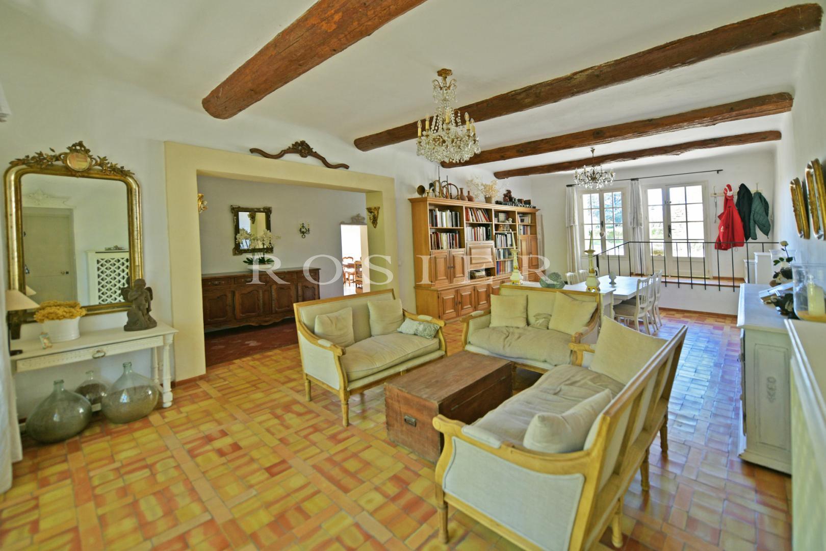 Maison à vendre, 380m², Gordes