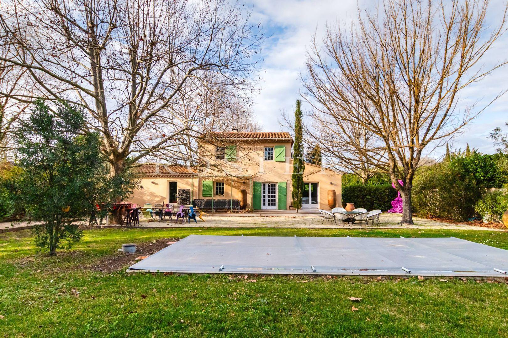 Maison à vendre, 120m², L'Isle-sur-la-Sorgue