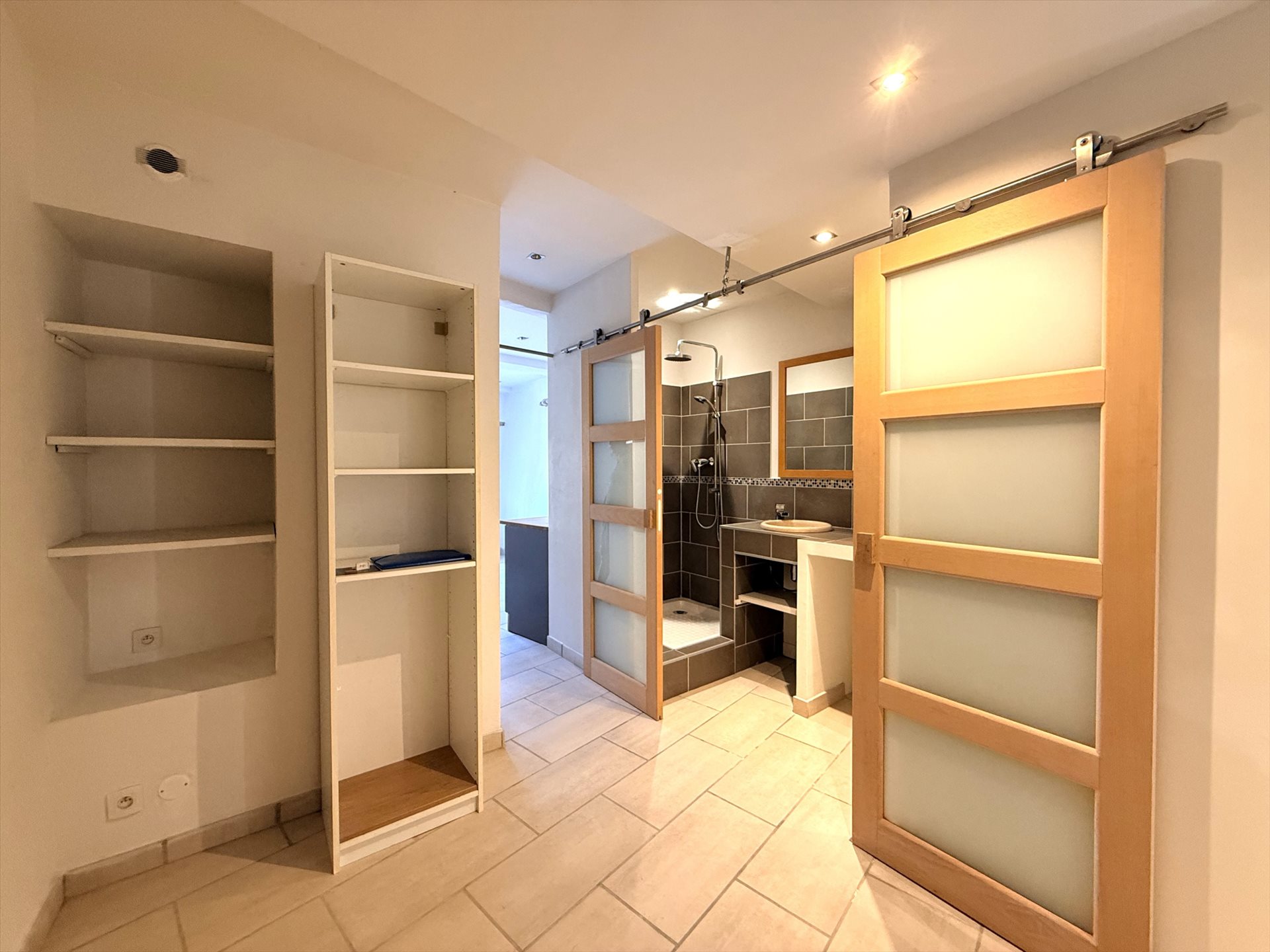 Appartement à vendre, 28m², Bagnols-en-Forêt