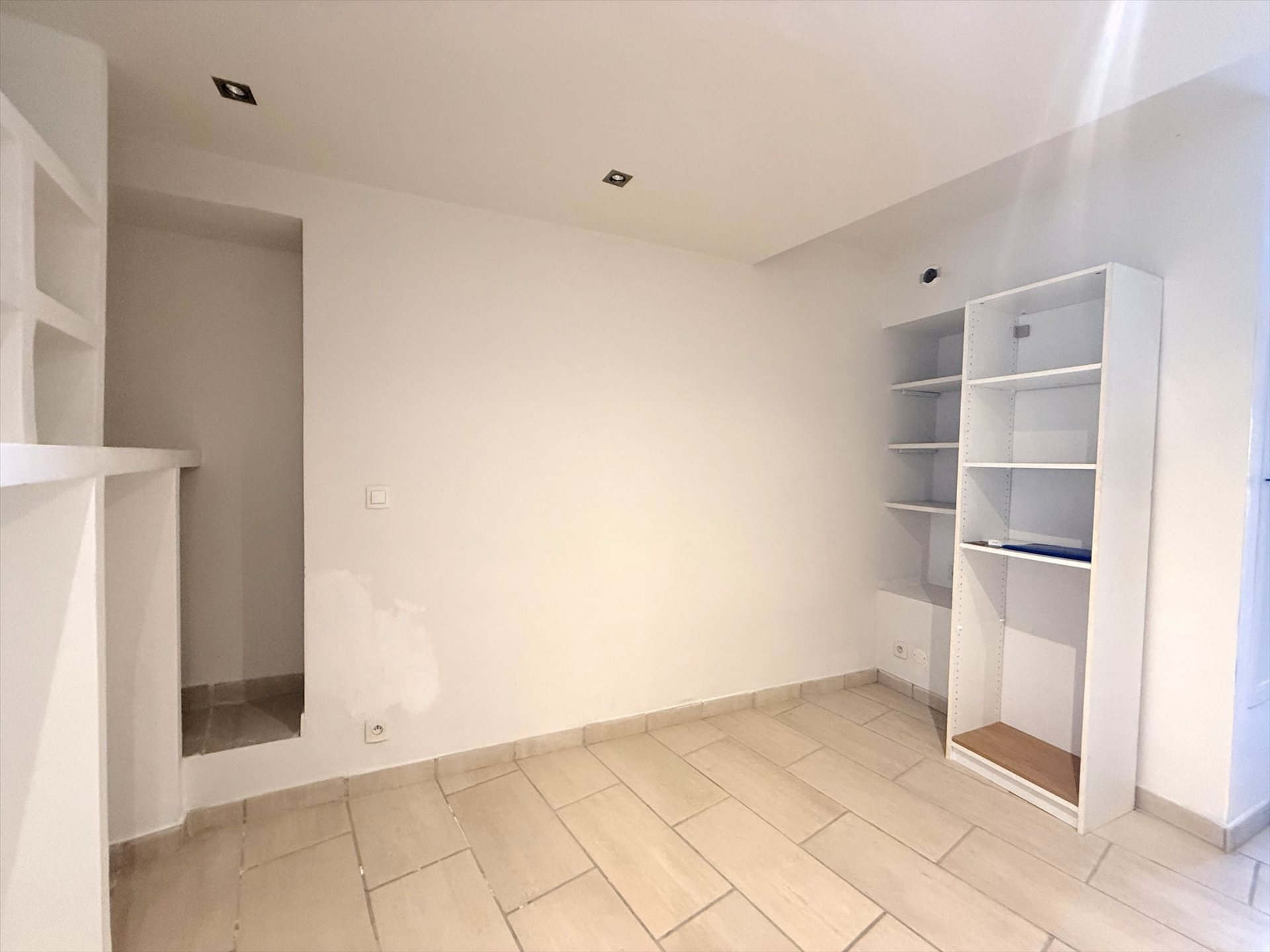 Appartement à vendre, 28m², Bagnols-en-Forêt