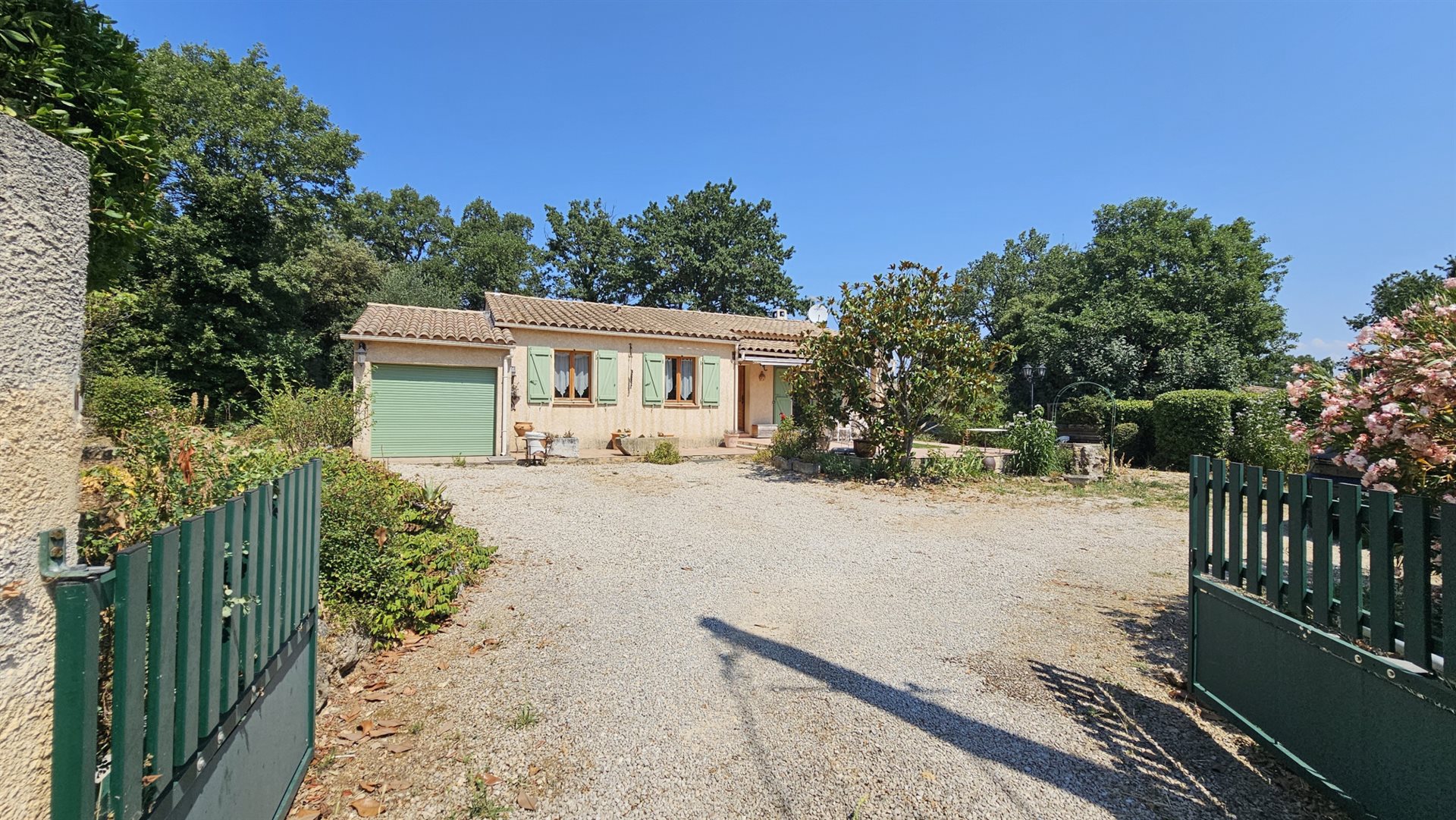 Maison à vendre, 90m², Bagnols-en-Forêt