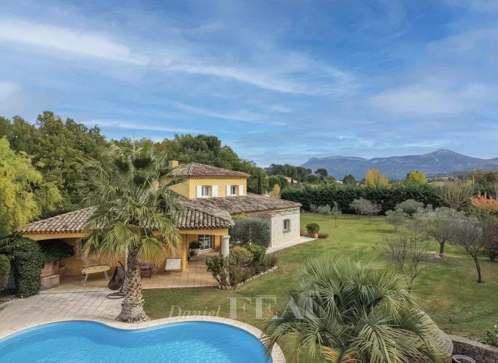 Maison à vendre, 180m², Trets