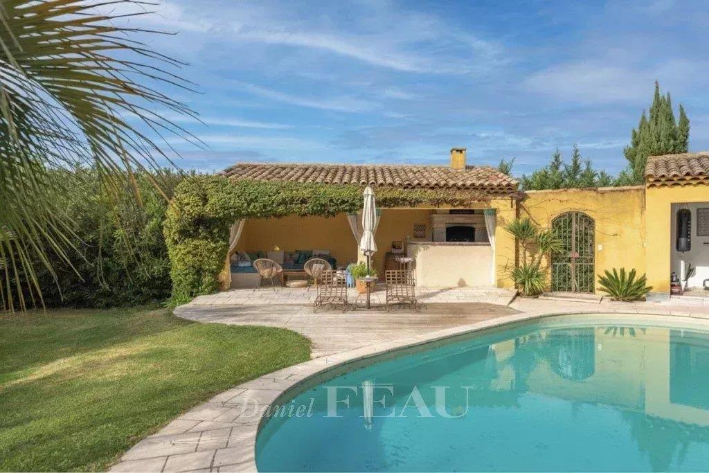 Maison à vendre, 180m², Trets