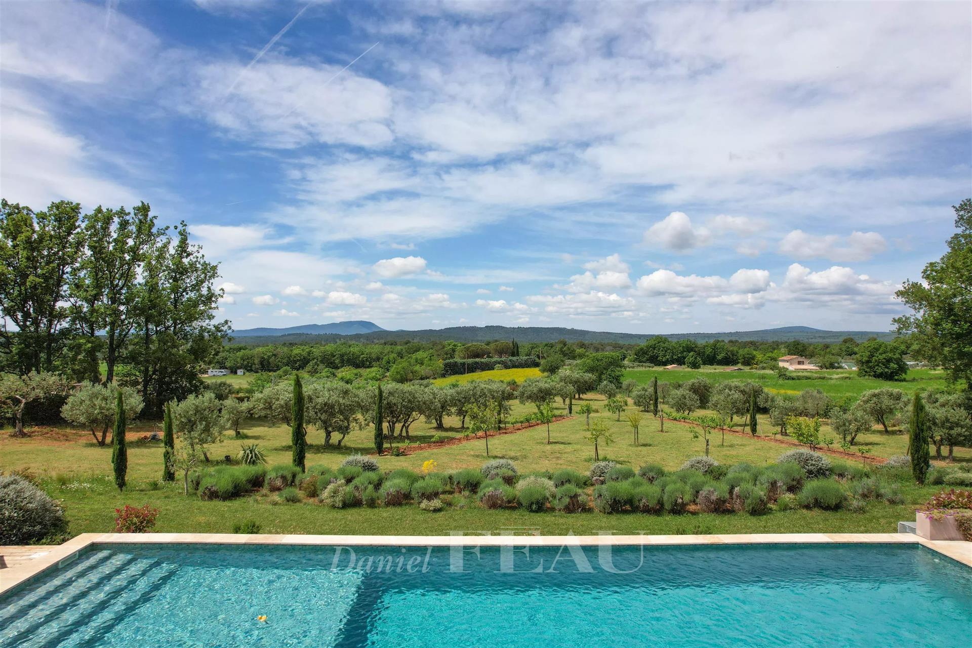 Maison à vendre, 261m², Aups