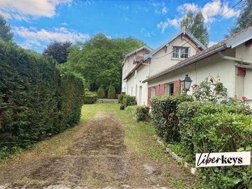 Maison 7 pièces 251 m² · à Trie-Château · 251 m² · 445 000 €
