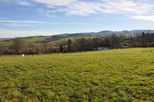 Terrain 1155 m² · à Le Breuil · 1 155 m² · 19 825 €