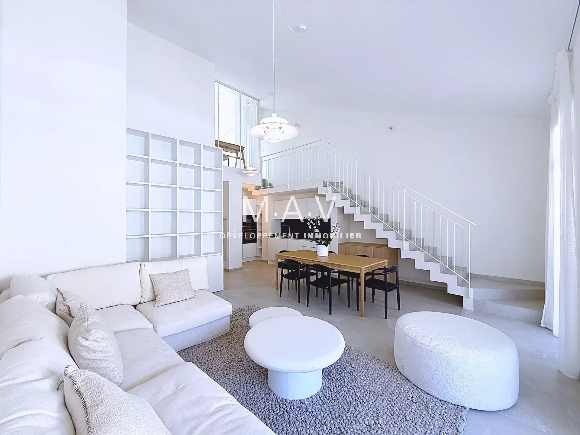 Nice / Near Port 3-Room Duplex Apartment Top Floor 2 Terraces In Peace - Vue 3