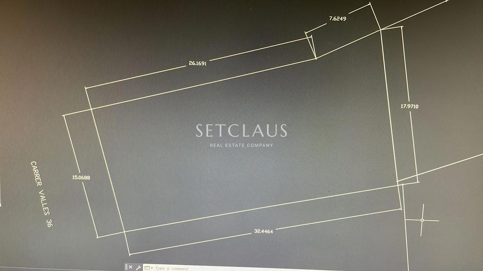 Sunny buildable plot in El Masnou