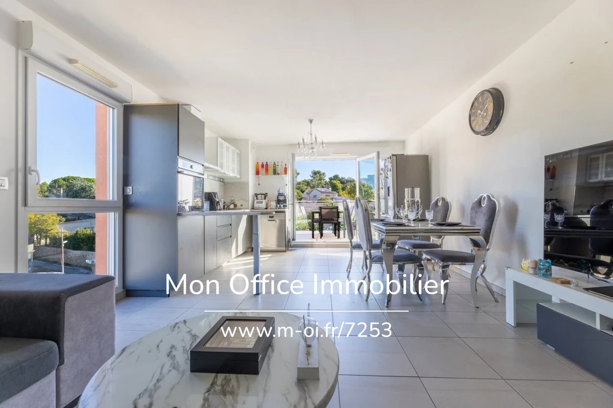 Apartamento T2, 69 m²