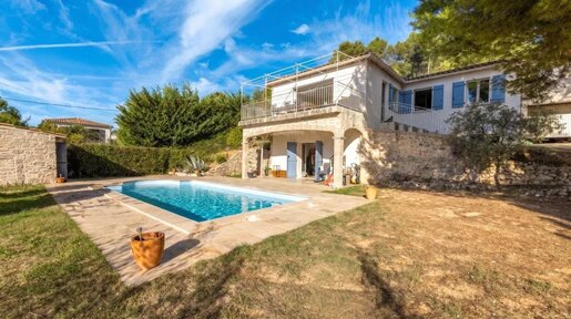 Maison 5 pièces 136 m² · à Auriol · 136 m² · 615 000 €