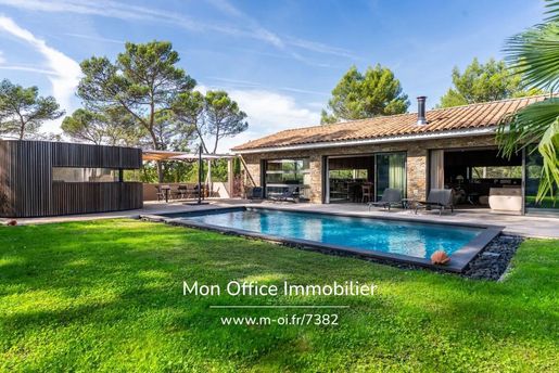 Maison 6 pièces 322 m² · à Peynier · 322 m² · 2 750 000 €
