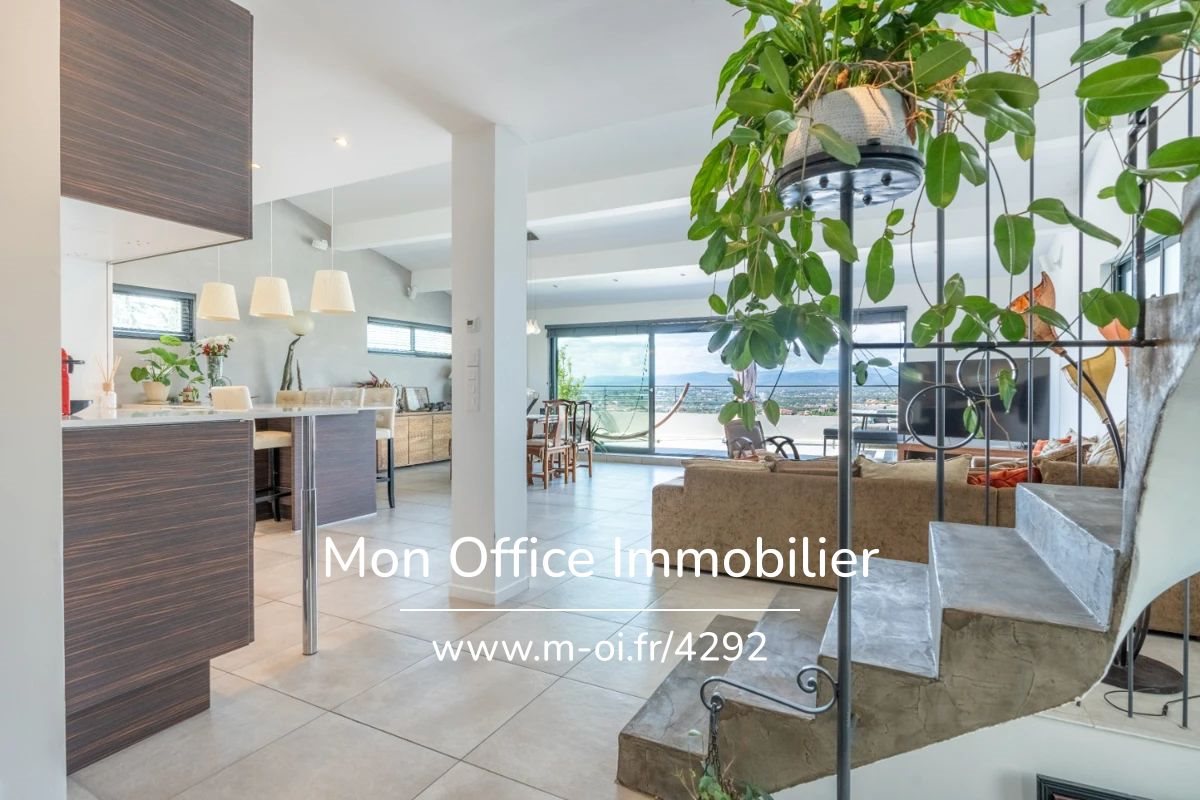 Maison à vendre, 216m², Saint-Raphaël