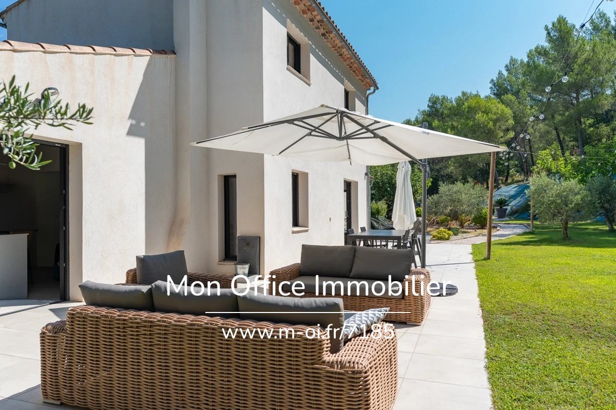 Maison à vendre, 250m², Rognes
