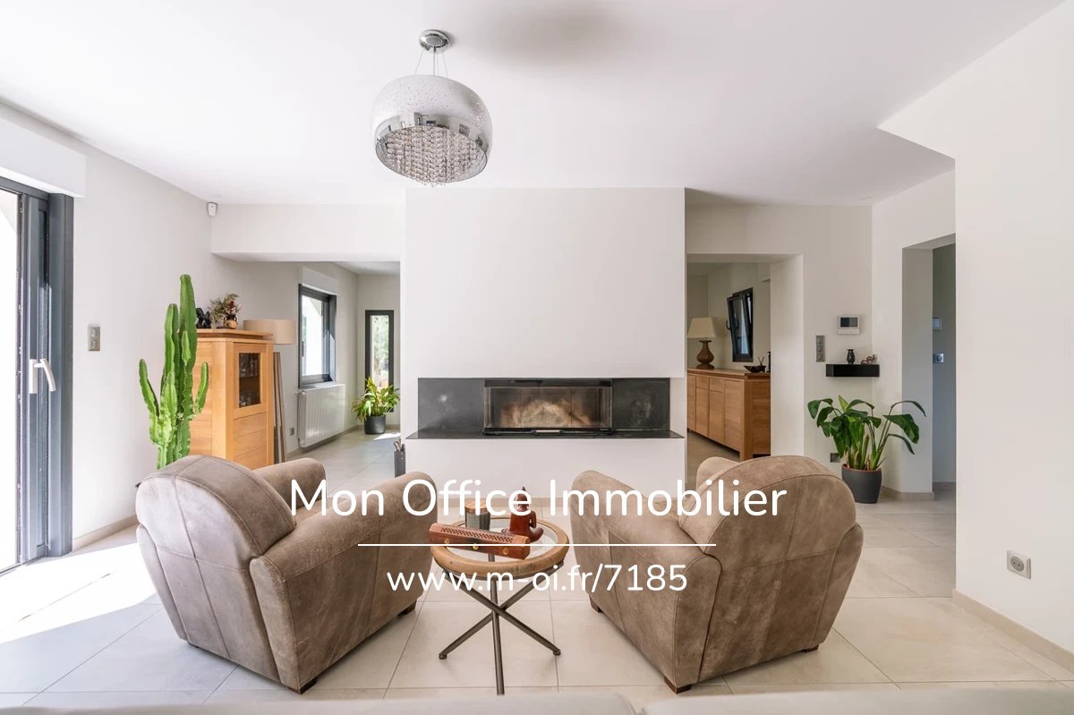 Maison à vendre, 250m², Rognes