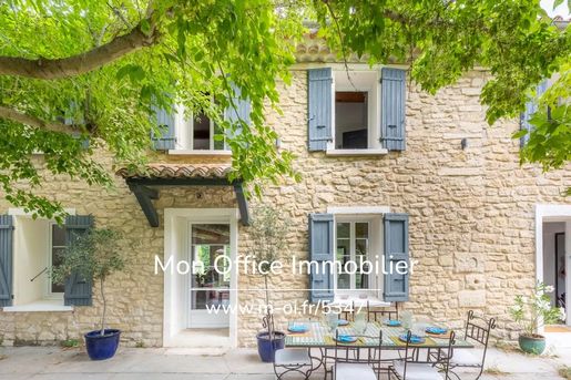 Maison 8 pièces 354 m² · à Mazan · 354 m² · 1 098 000 €