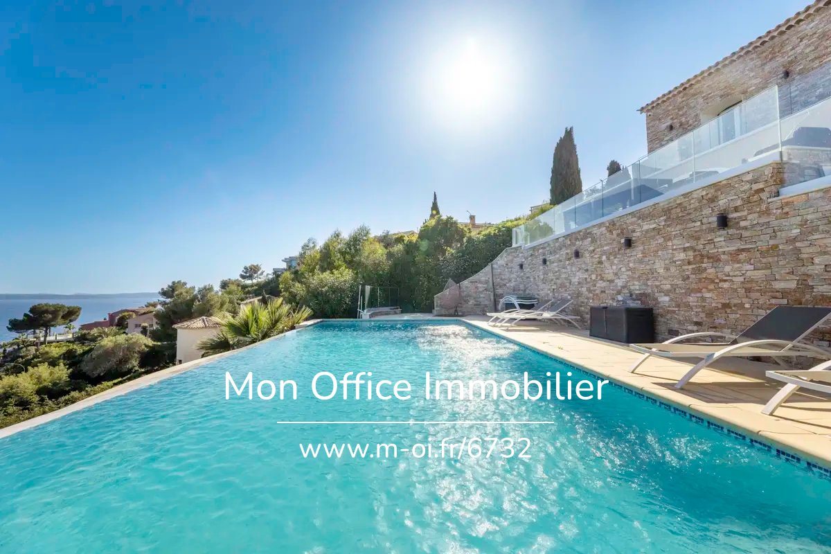 Maison à vendre, 254m², Roquebrune-sur-Argens