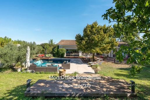 Maison 10 pièces 380 m² · à Aix-en-Provence · 380 m² · 2 150 000 €