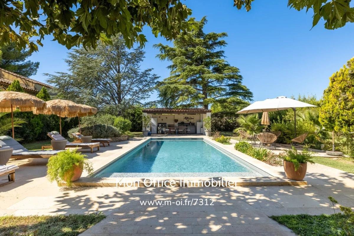 Maison à vendre, 200m², La Barben