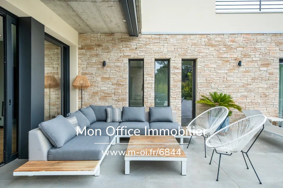 Maison à vendre, 234m², Ventabren