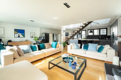 Maison 7 pièces 195 m² · à Aix-en-Provence · 195 m² · 1 975 000 €