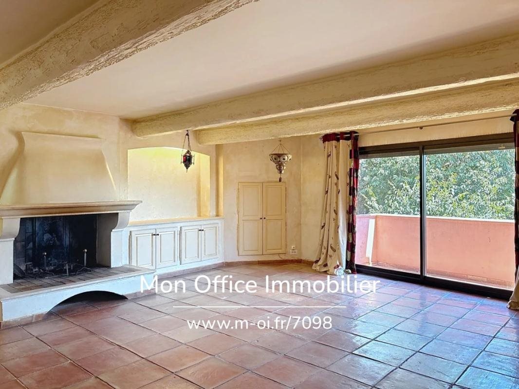 Maison à vendre, 231m², Cogolin