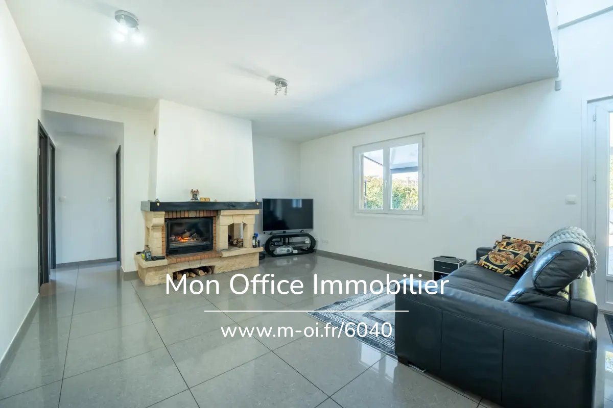 Maison à vendre, 166m², Mimet