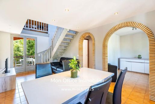Appartement 4 pièces 79 m² · à Guillestre · 79 m² · 270 000 €