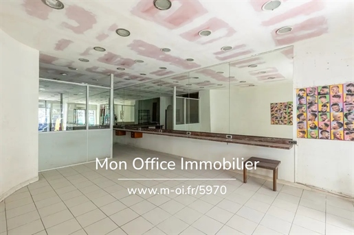 Local commercial 3 pièces 61 m² · à Marseille 6ème · 61 m² · 128 000 €
