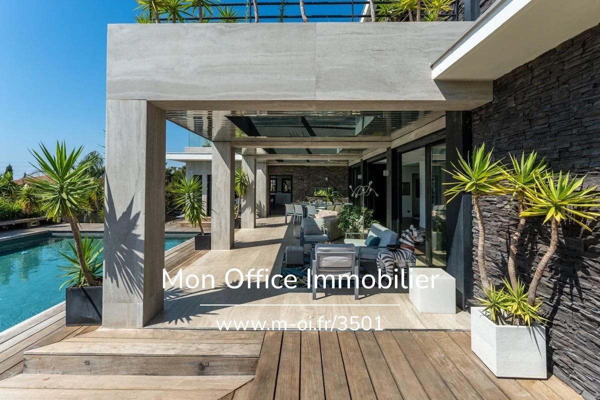 Maison à vendre, 465m², Saint-Raphaël